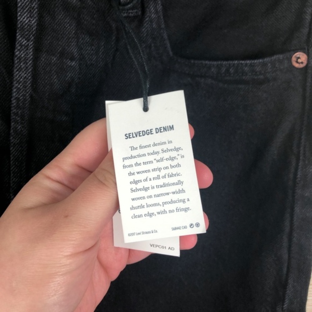 NWT Levi's 501 embroidered skinny jeans - Picture 3 of 7